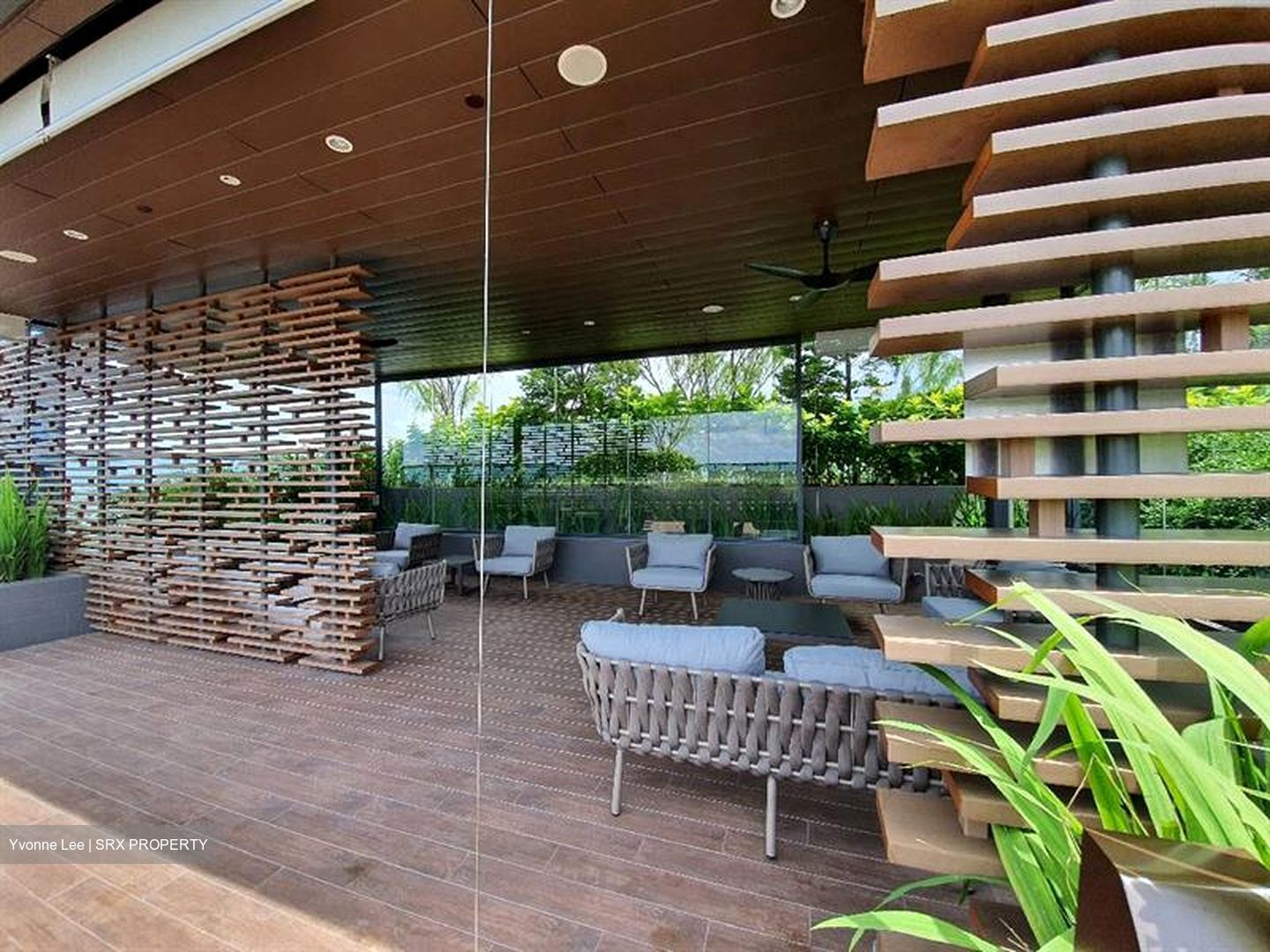 Woods Square (D25), Office #488963881